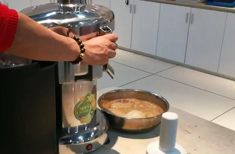 Storcator de fructe si legume inox